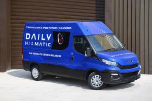 Iveco Daily Hi-Matic 2015 года (UK)